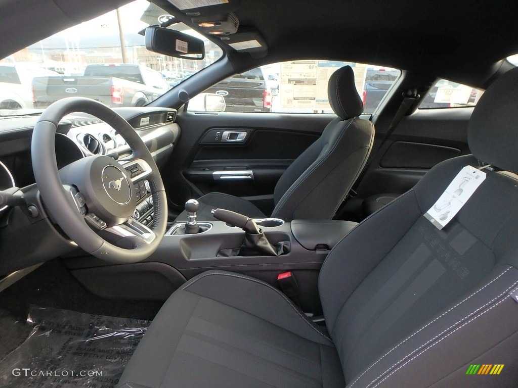 Ebony Interior 2018 Ford Mustang GT Fastback Photo #124320725