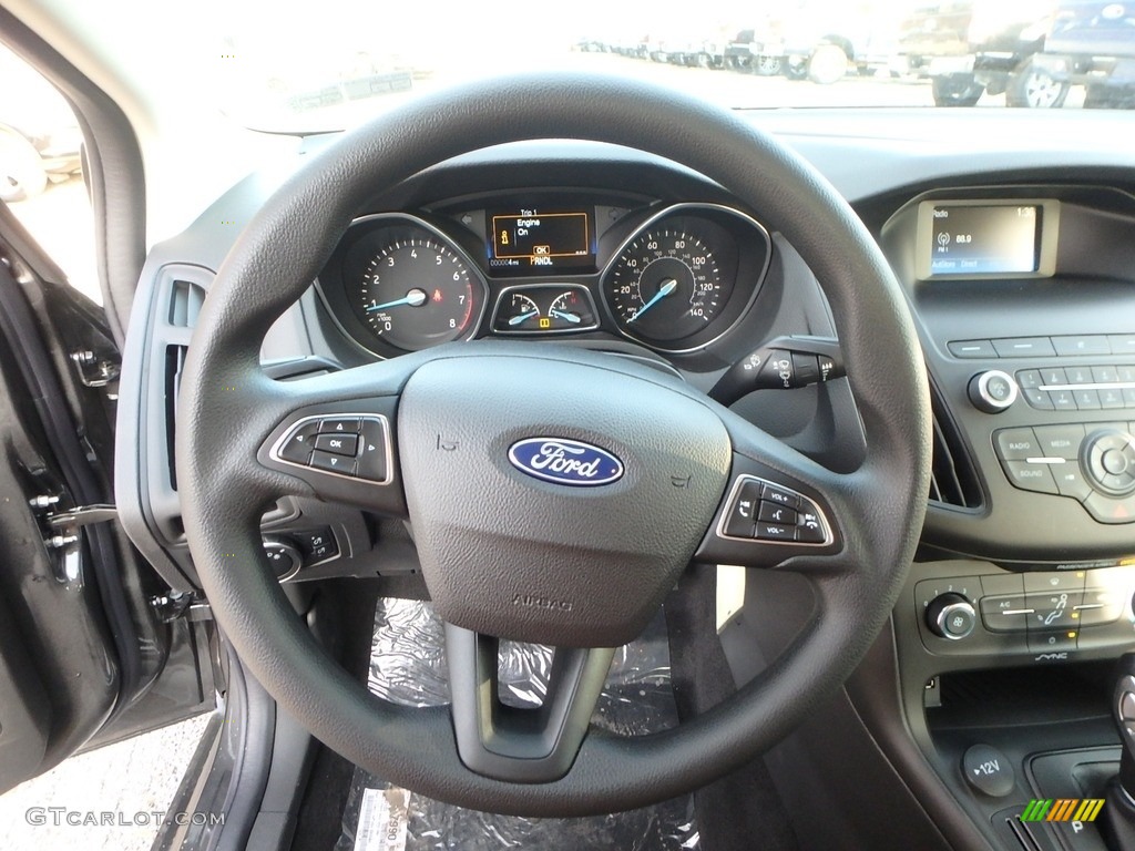 2018 Ford Focus S Sedan Charcoal Black Steering Wheel Photo #124321658