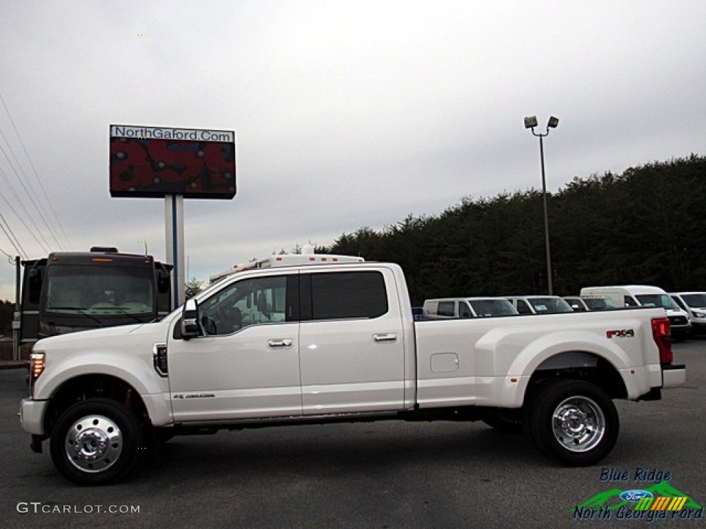 2017 F450 Super Duty Platinum Crew Cab 4x4 - White Platinum / Black/Brunello photo #2