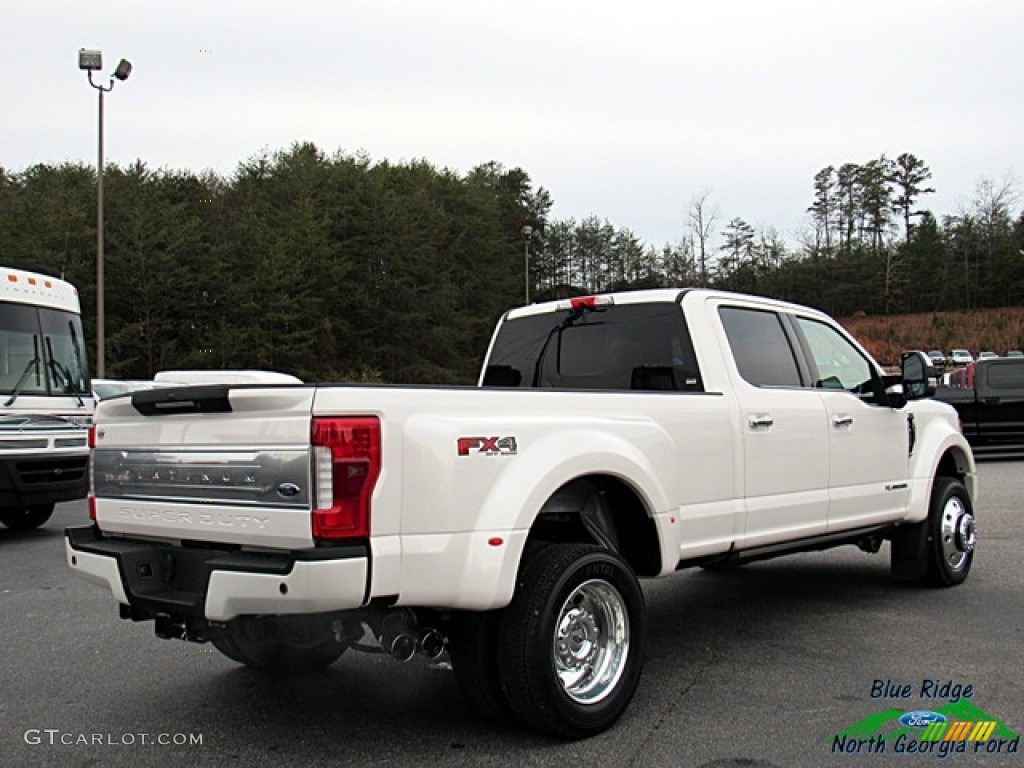 2017 F450 Super Duty Platinum Crew Cab 4x4 - White Platinum / Black/Brunello photo #5
