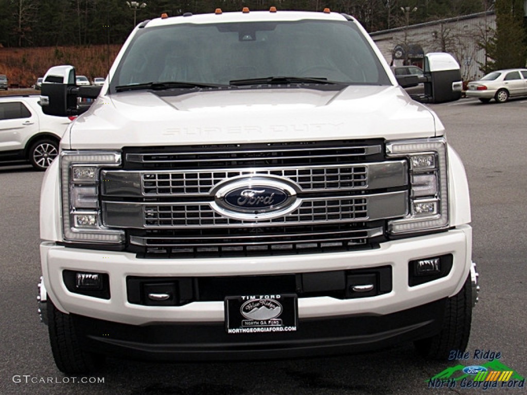 2017 F450 Super Duty Platinum Crew Cab 4x4 - White Platinum / Black/Brunello photo #8