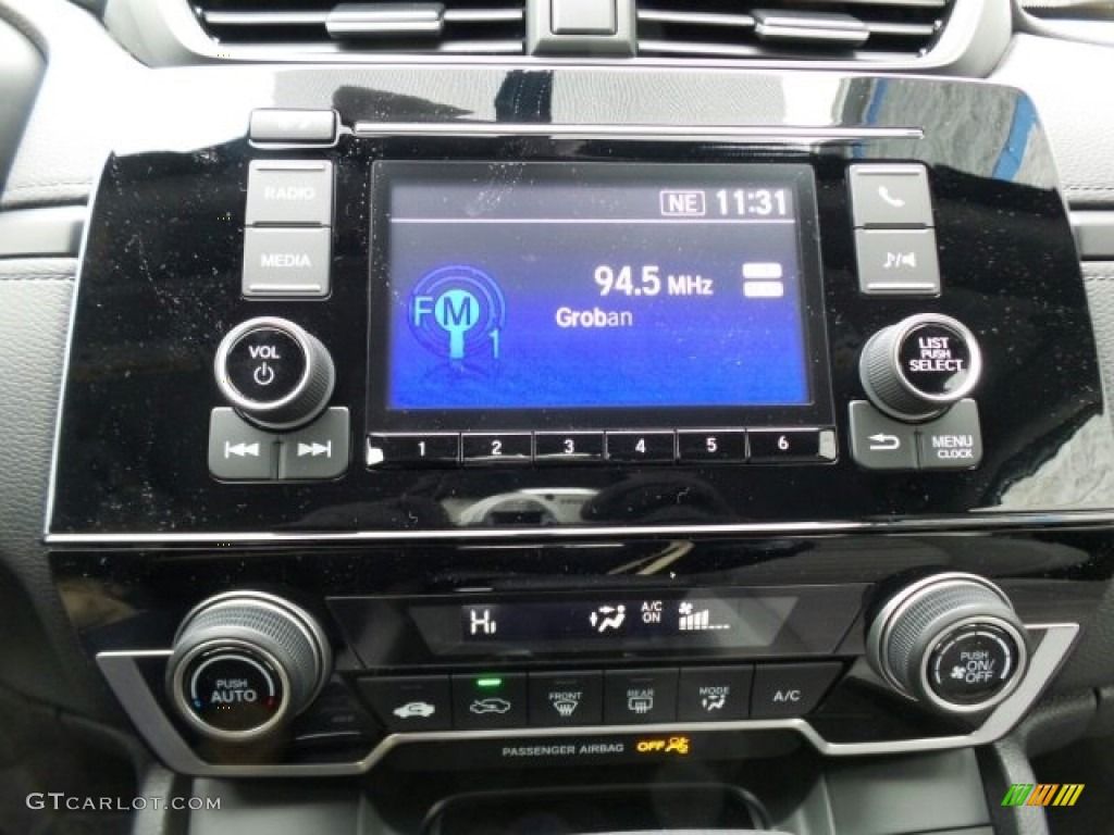2018 Honda CR-V LX AWD Controls Photos