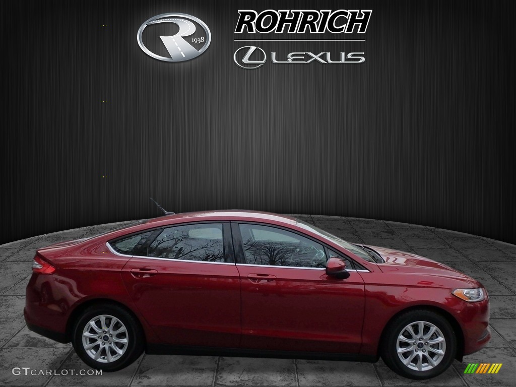 2016 Fusion S - Ruby Red Metallic / Dune photo #2