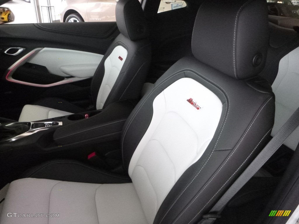 2018 Chevrolet Camaro SS Coupe Front Seat Photo #124327310