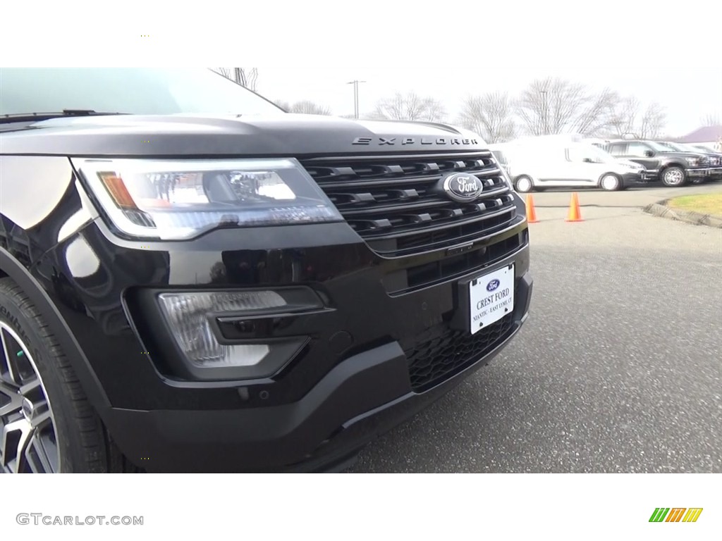 2017 Explorer Sport 4WD - Shadow Black / Ebony Black photo #28