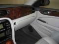 Quartz Metallic - XJ XJ8 Photo No. 30