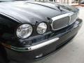 Ebony Black - XJ XJ8 Photo No. 13