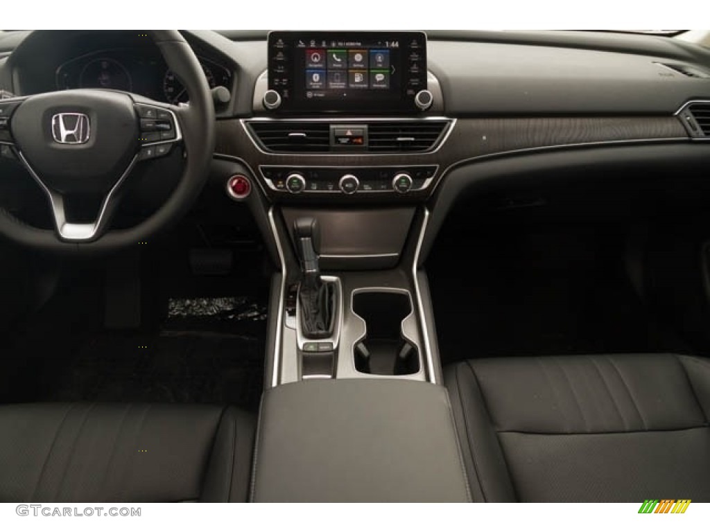 2018 Honda Accord Touring Sedan Dashboard Photos