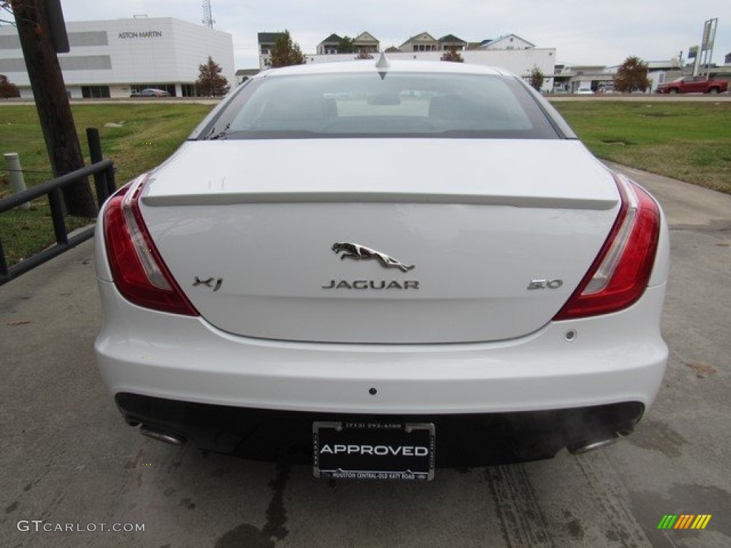 2016 XJ Supercharged - Polaris White / Jet/Jet photo #8