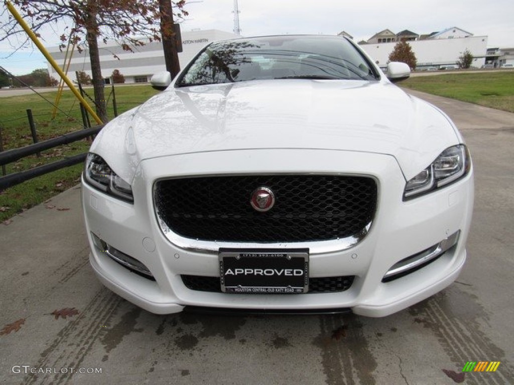 2016 XJ Supercharged - Polaris White / Jet/Jet photo #9