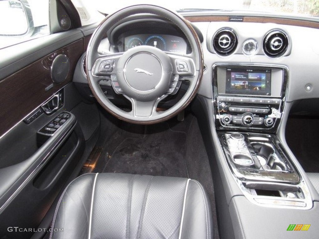 2016 XJ Supercharged - Polaris White / Jet/Jet photo #14