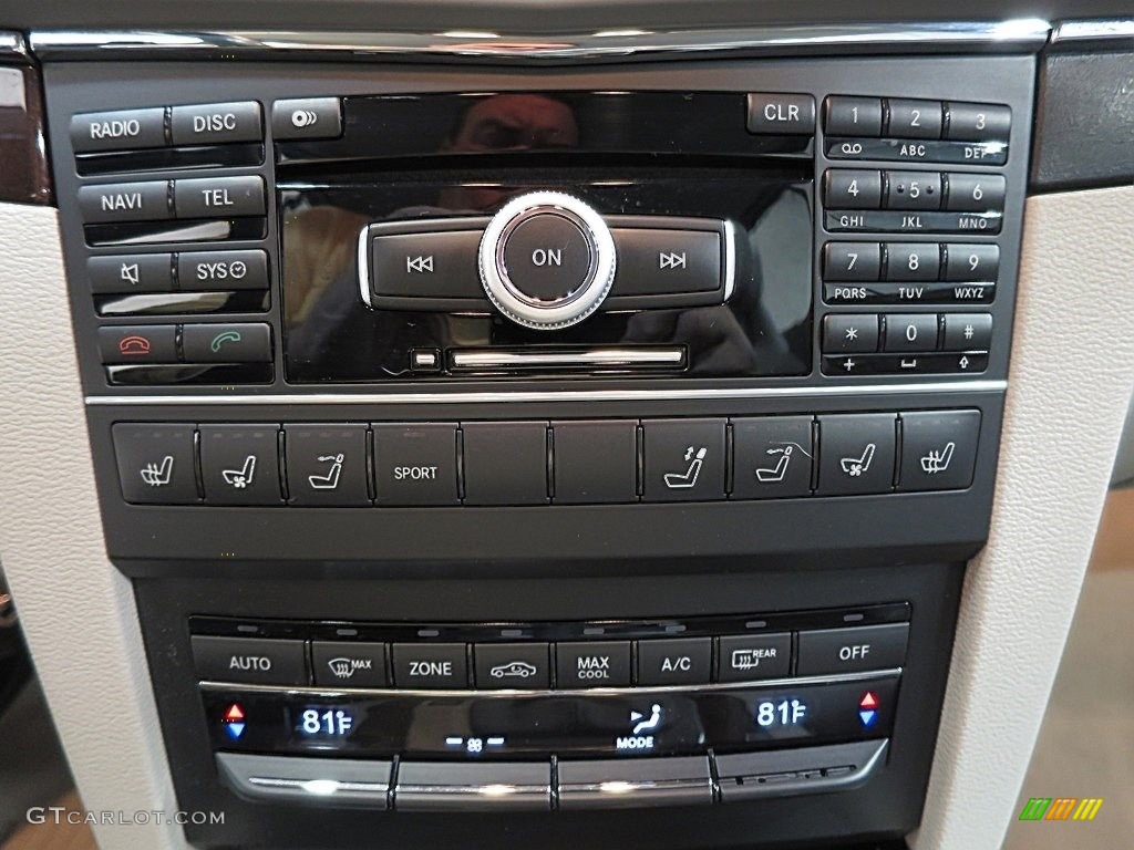 2011 E 550 Cabriolet - Quartz Blue Metallic / Ash/Dark Grey photo #26