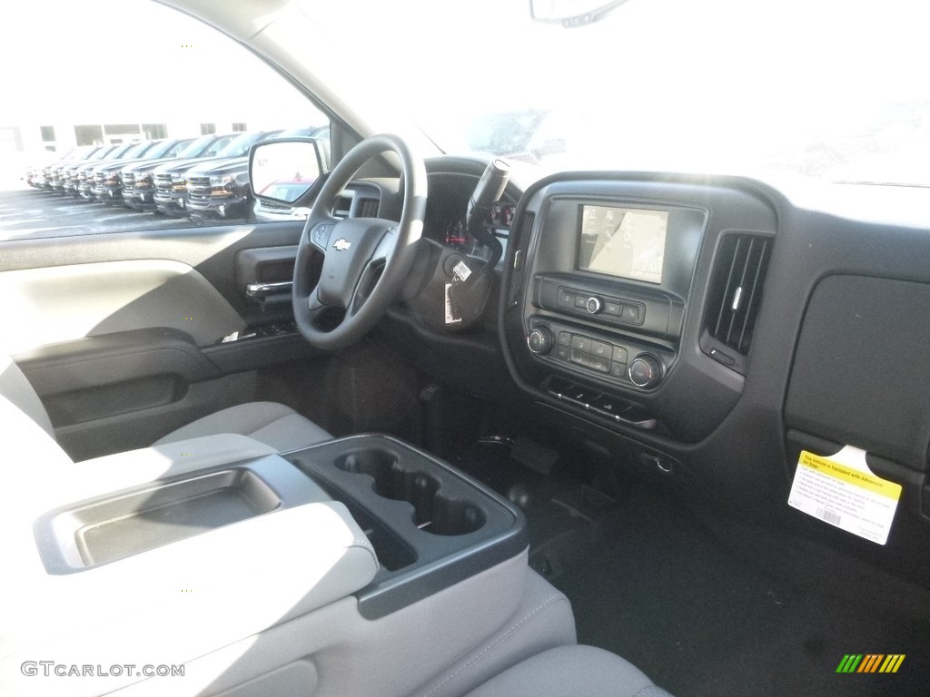 2018 Silverado 1500 Custom Crew Cab 4x4 - Silver Ice Metallic / Dark Ash/Jet Black photo #11