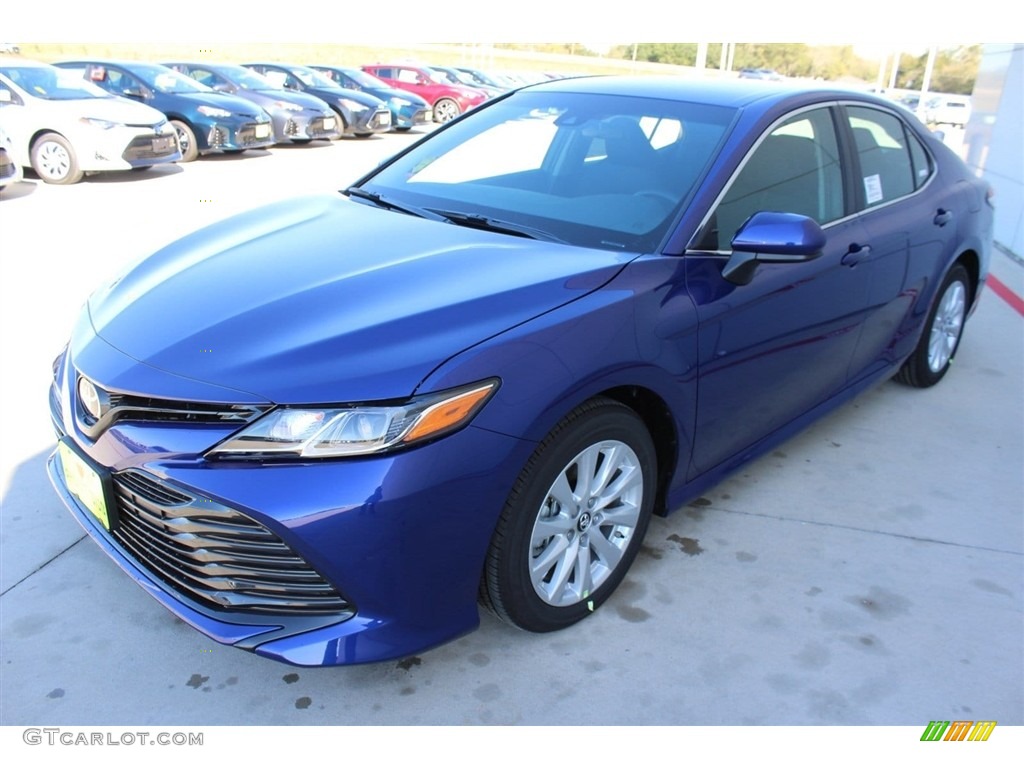 2018 Camry LE - Blue Crush Metallic / Black photo #3