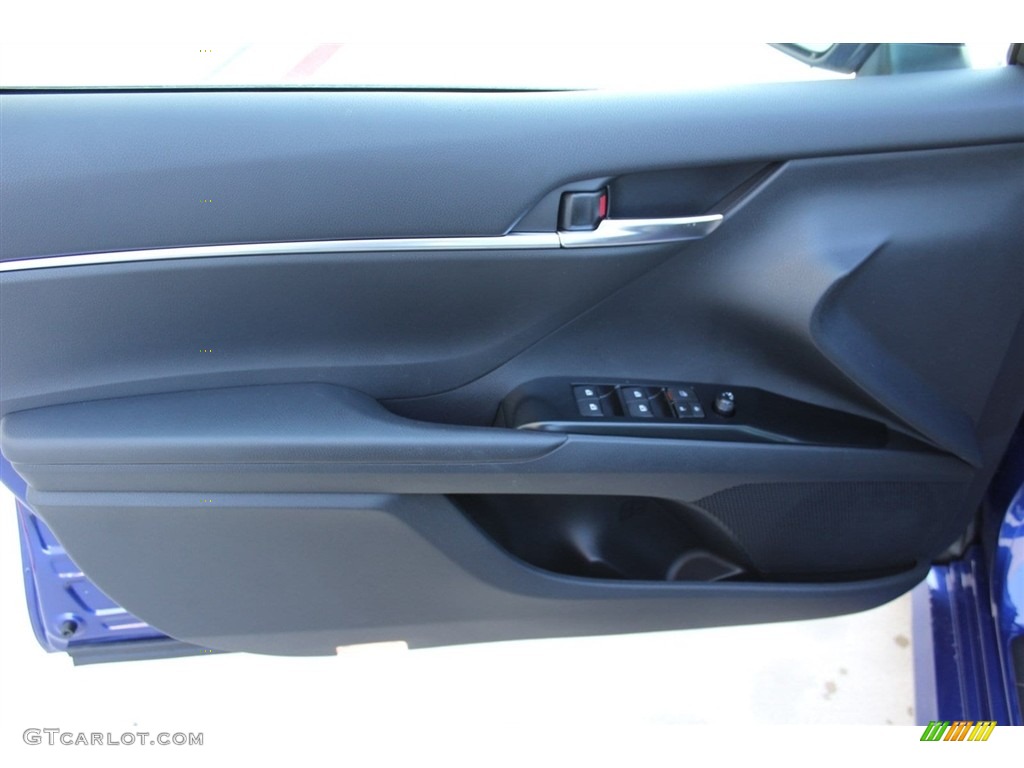2018 Camry LE - Blue Crush Metallic / Black photo #8