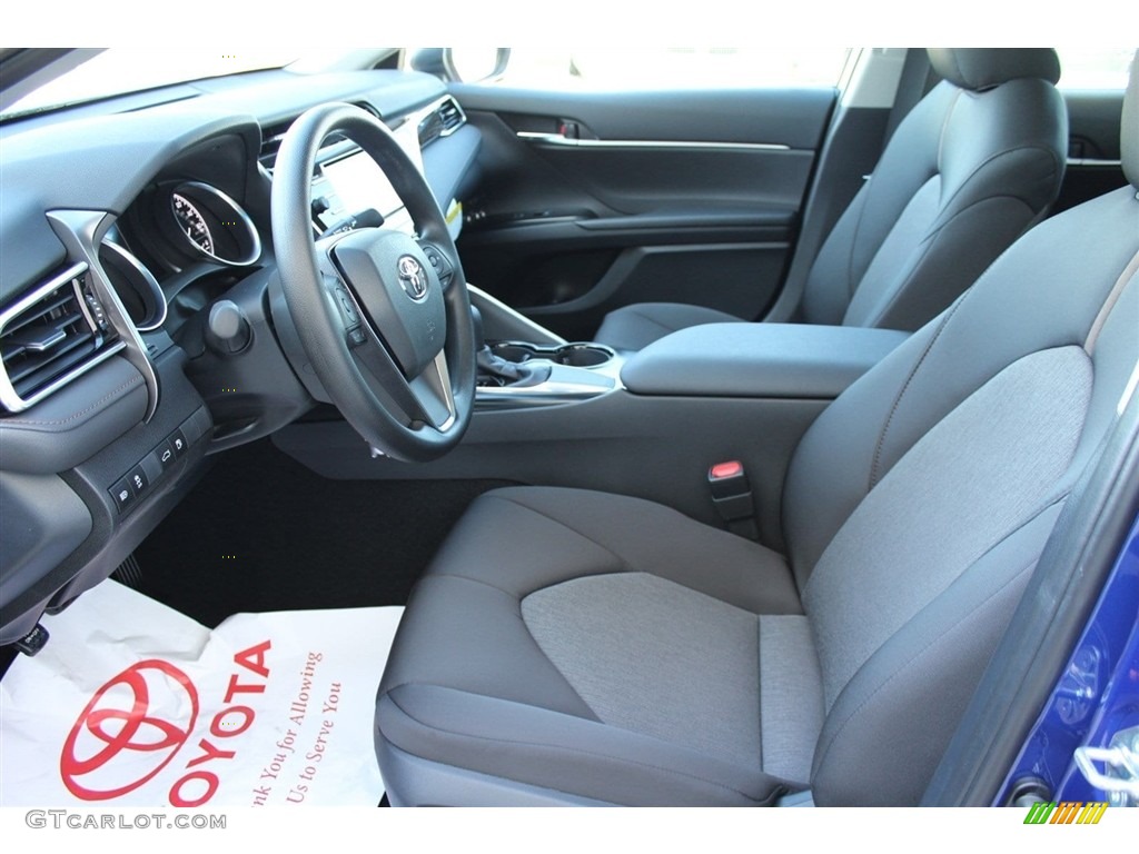 2018 Camry LE - Blue Crush Metallic / Black photo #11