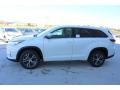 2018 Blizzard White Pearl Toyota Highlander LE  photo #5