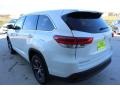 2018 Blizzard White Pearl Toyota Highlander LE  photo #6