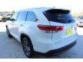 Blizzard White Pearl - Highlander XLE Photo No. 6