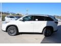 2018 Blizzard White Pearl Toyota Highlander XLE  photo #5