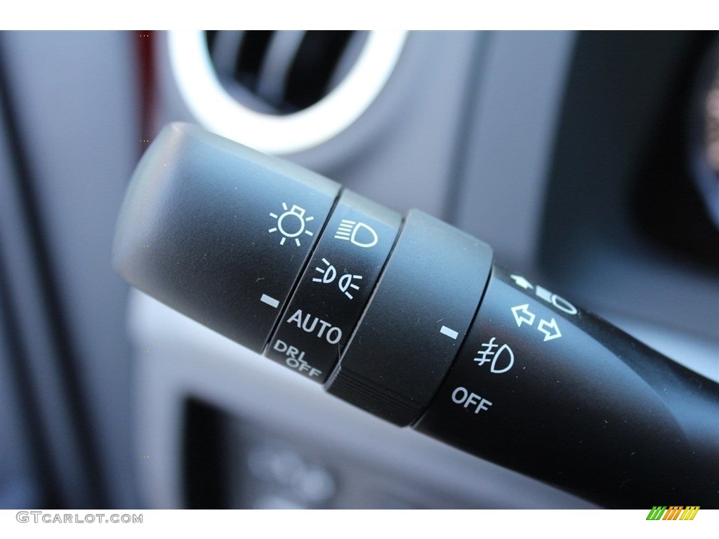 2018 Toyota Tundra Platinum CrewMax 4x4 Controls Photos