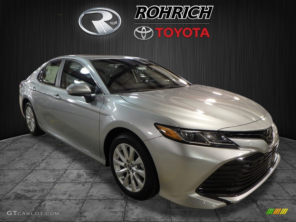 2018 Camry LE - Celestial Silver Metallic / Black photo #1