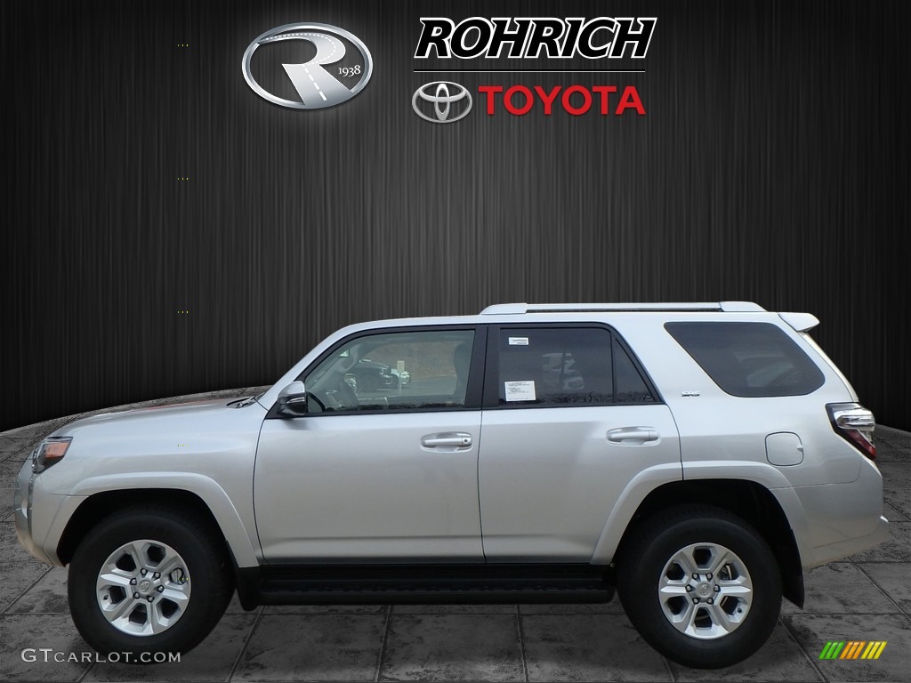 2018 4Runner SR5 4x4 - Classic Silver Metallic / Black photo #3