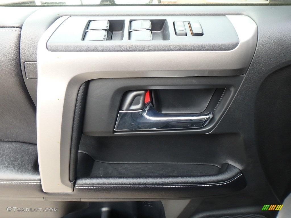 2018 4Runner SR5 4x4 - Classic Silver Metallic / Black photo #9