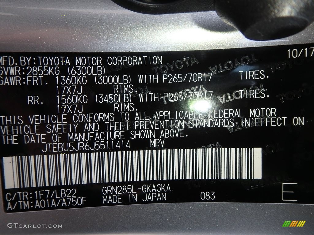 2018 4Runner SR5 4x4 - Classic Silver Metallic / Black photo #10