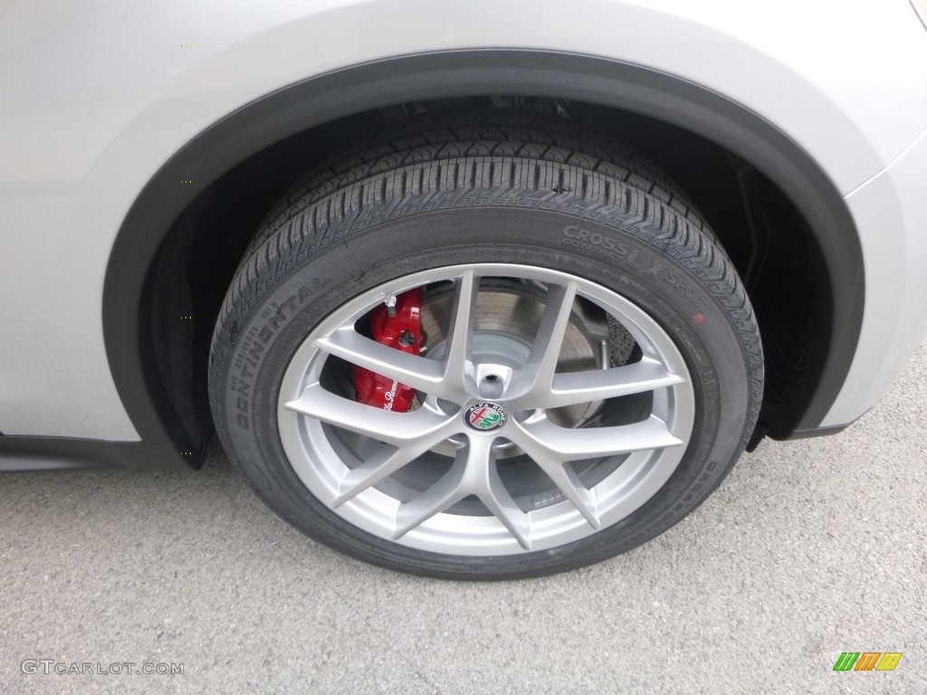 2018 Alfa Romeo Stelvio Ti AWD Wheel Photos