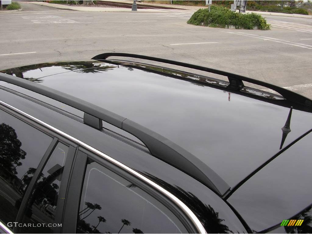 2004 3 Series 325i Wagon - Jet Black / Black photo #11