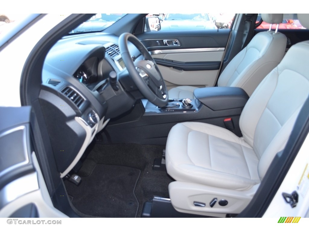 2018 Explorer XLT - White Platinum / Medium Stone photo #6