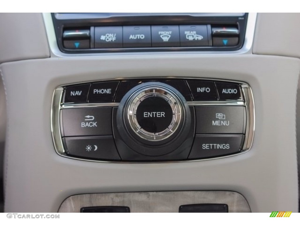 2018 Acura RLX Technology Controls Photo #124363341
