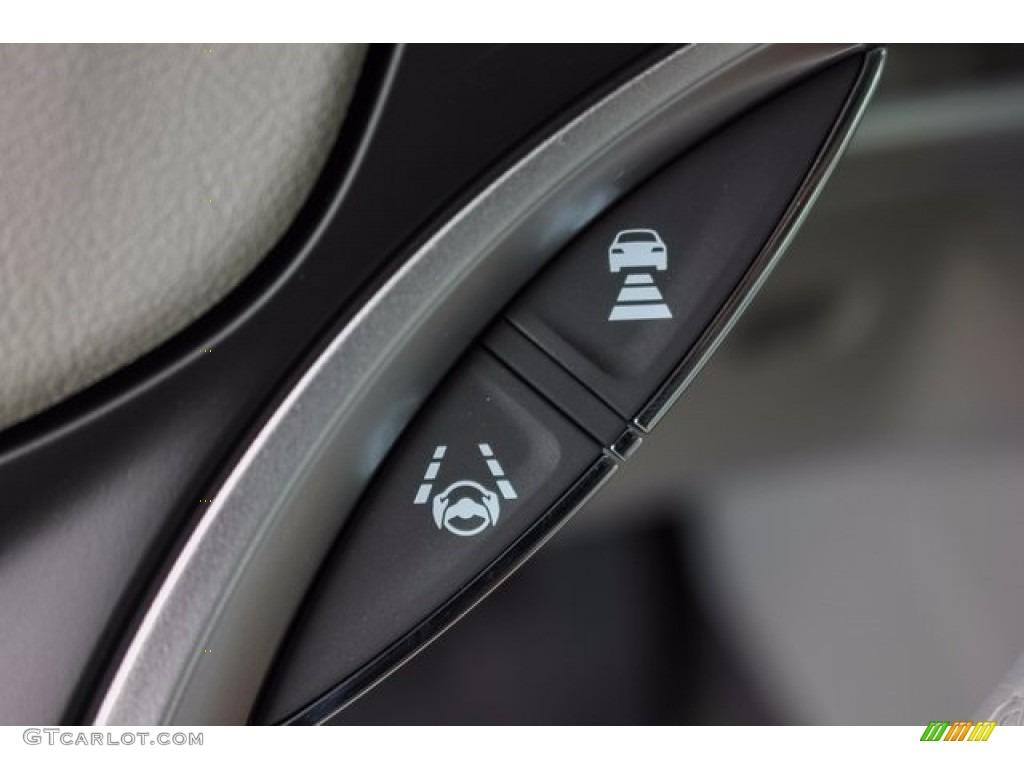 2018 Acura RLX Technology Controls Photo #124363494