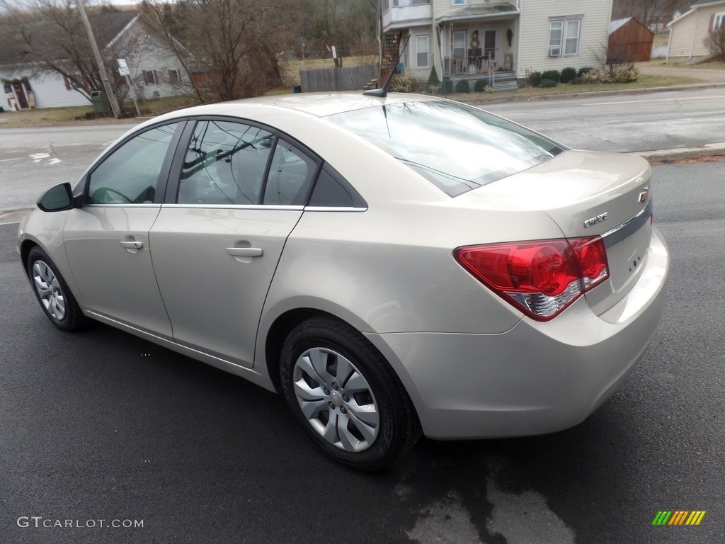 2012 Cruze LS - Gold Mist Metallic / Jet Black/Medium Titanium photo #5