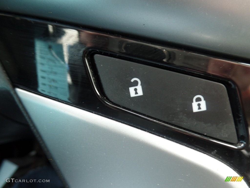 2012 Cruze LS - Gold Mist Metallic / Jet Black/Medium Titanium photo #20