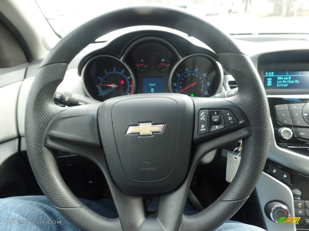 2012 Cruze LS - Gold Mist Metallic / Jet Black/Medium Titanium photo #24