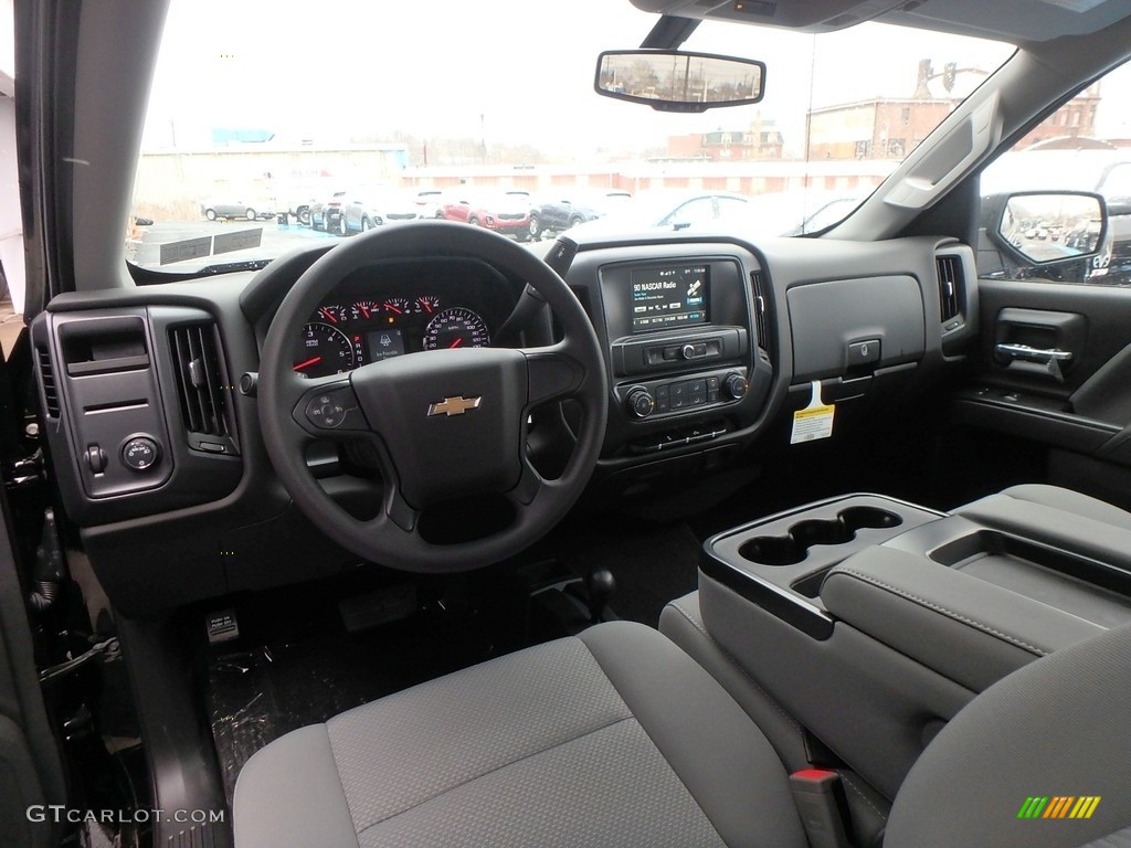 Dark Ash/Jet Black Interior 2018 Chevrolet Silverado 1500 Custom Crew Cab 4x4 Photo #124372323