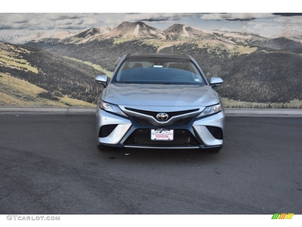 2018 Camry XSE V6 - Celestial Silver Metallic / Black photo #2