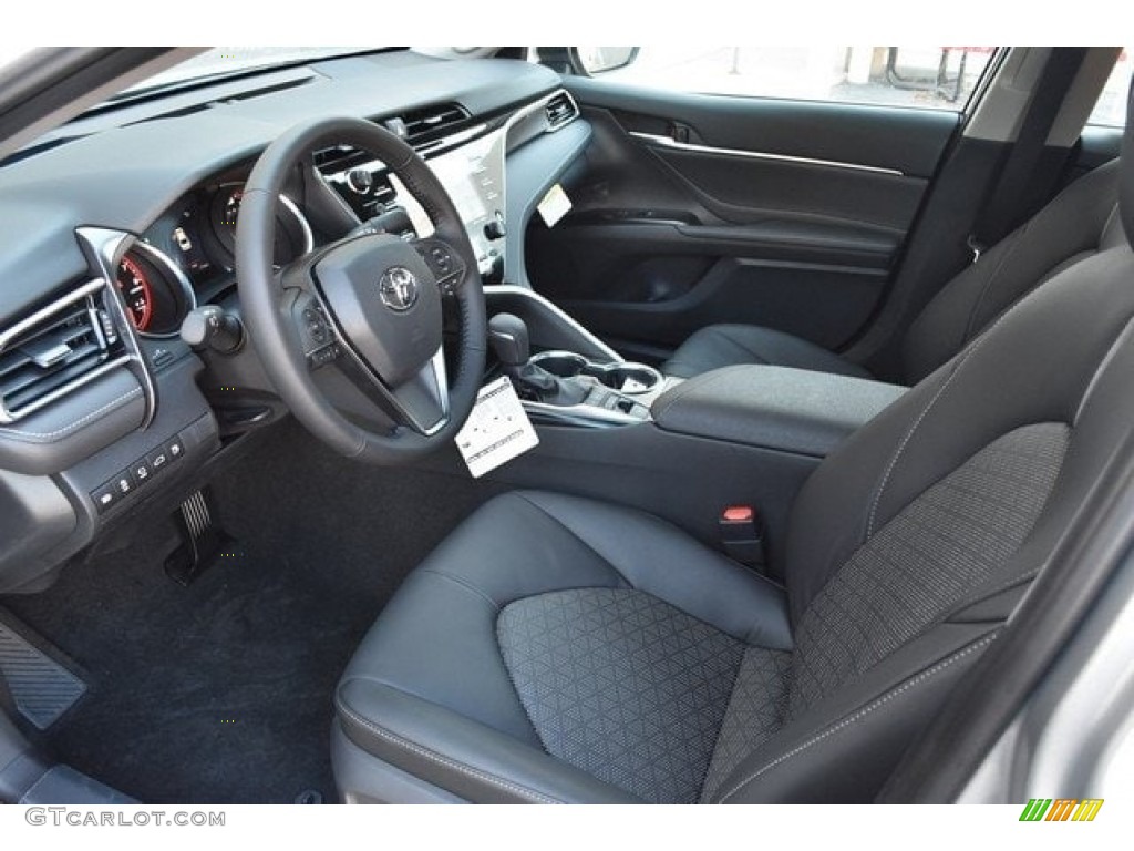 2018 Camry XSE V6 - Celestial Silver Metallic / Black photo #5