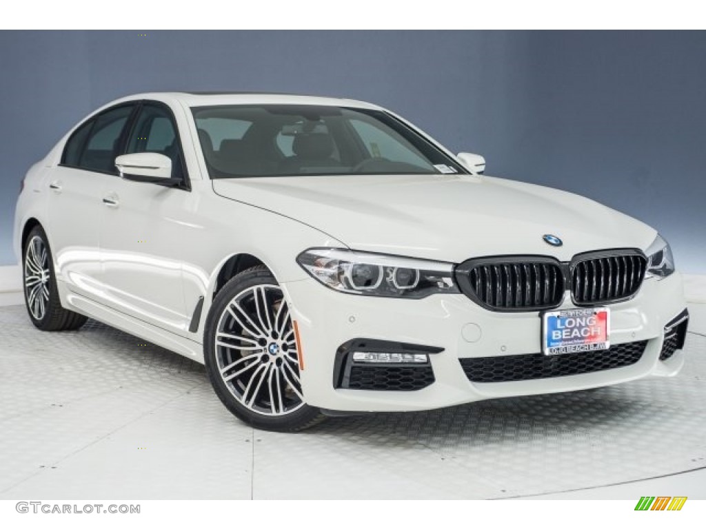 2018 5 Series 530i Sedan - Alpine White / Black photo #11