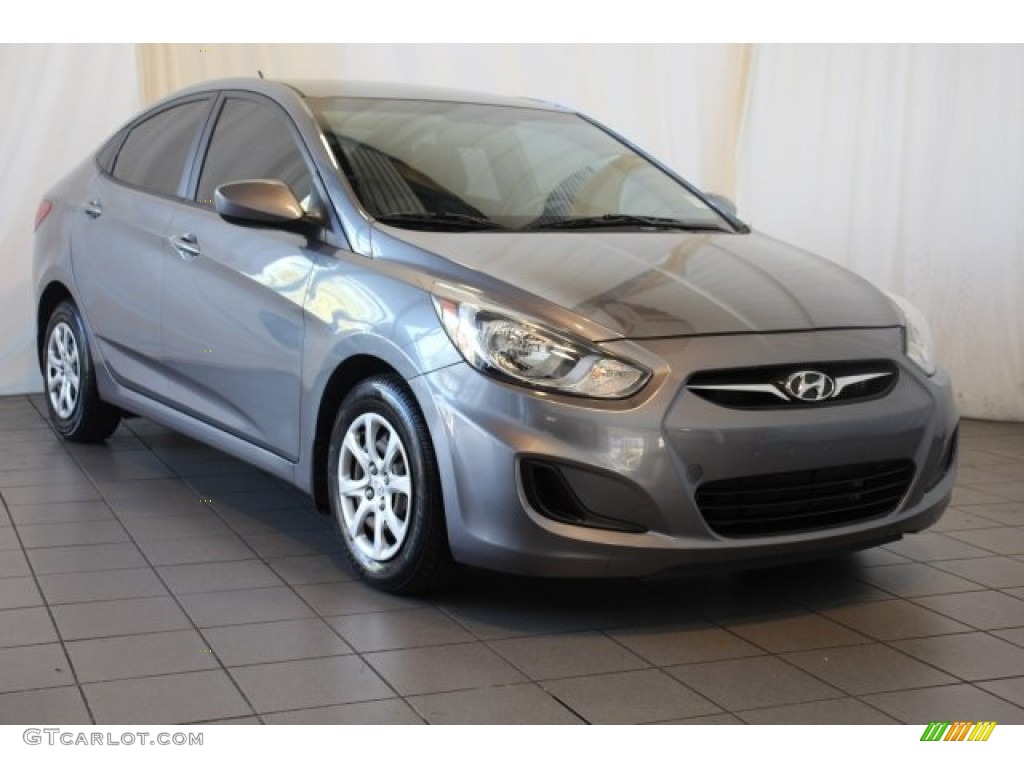 2013 Accent GLS 4 Door - Cyclone Gray / Gray photo #2