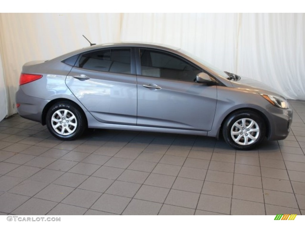 2013 Accent GLS 4 Door - Cyclone Gray / Gray photo #3