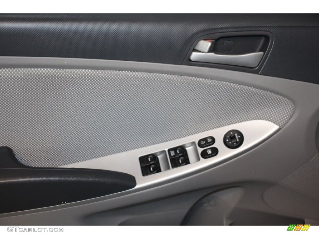 2013 Accent GLS 4 Door - Cyclone Gray / Gray photo #9