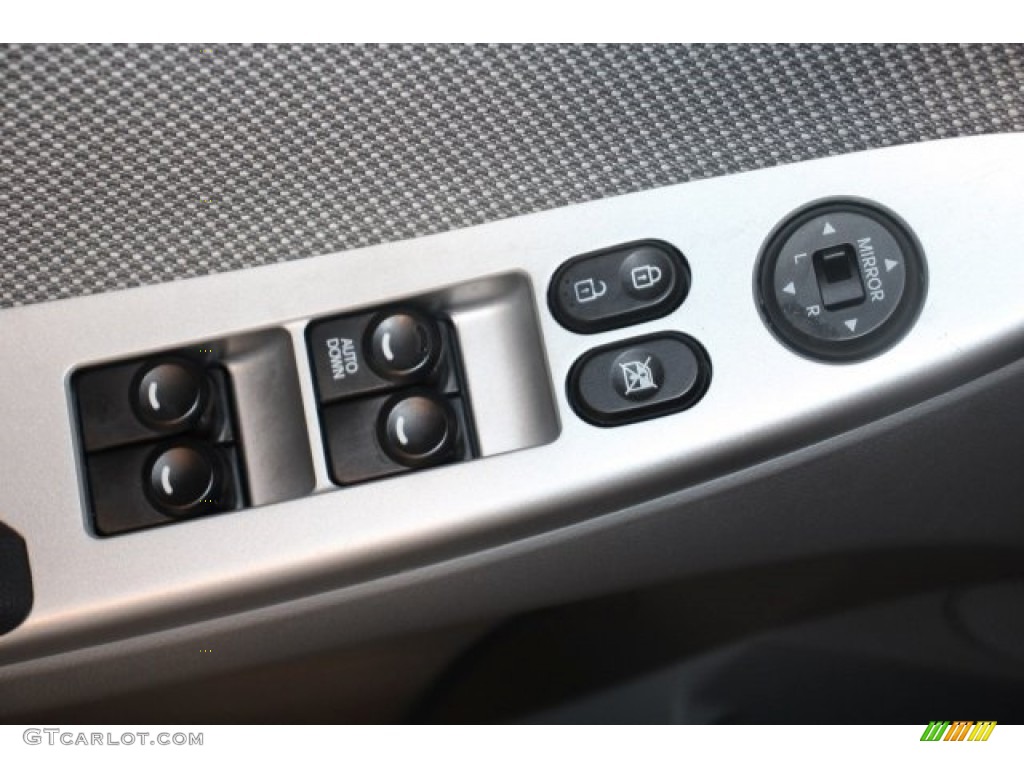 2013 Accent GLS 4 Door - Cyclone Gray / Gray photo #10