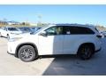 2018 Blizzard White Pearl Toyota Highlander XLE  photo #5