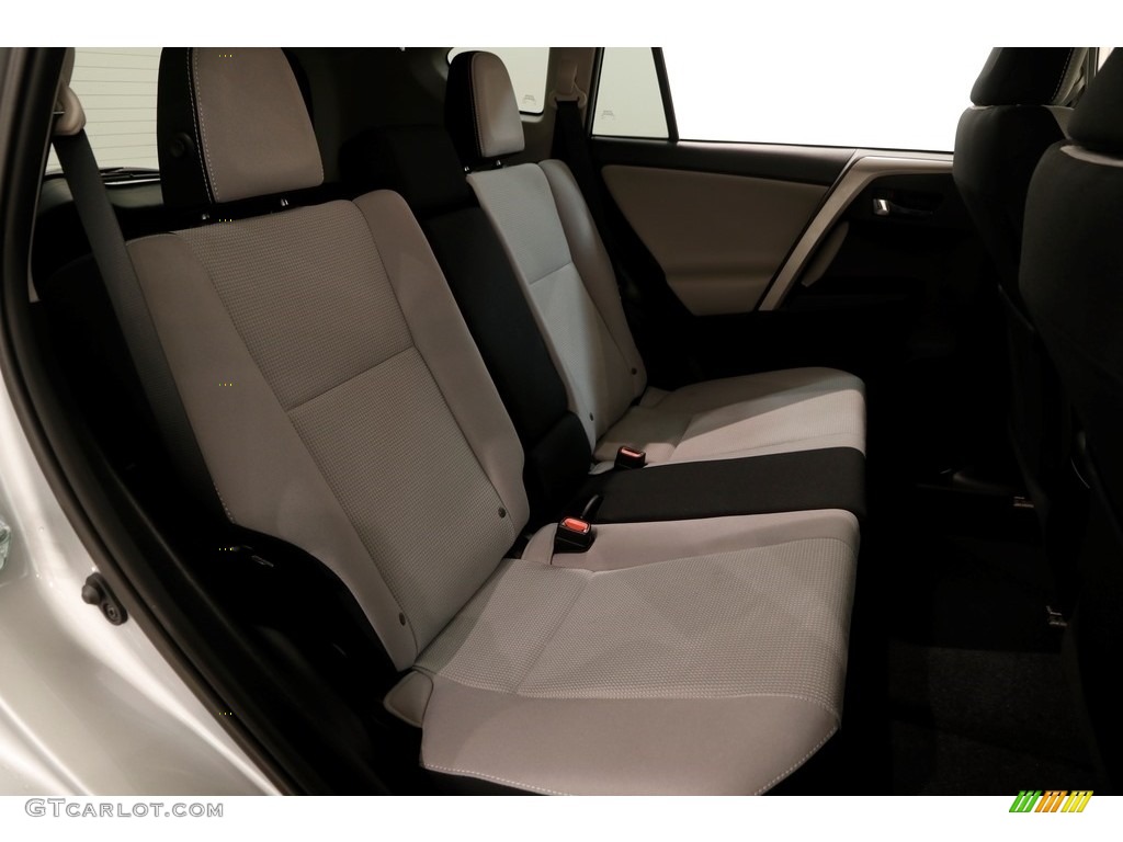 2016 RAV4 XLE AWD - Silver Sky Metallic / Ash photo #13