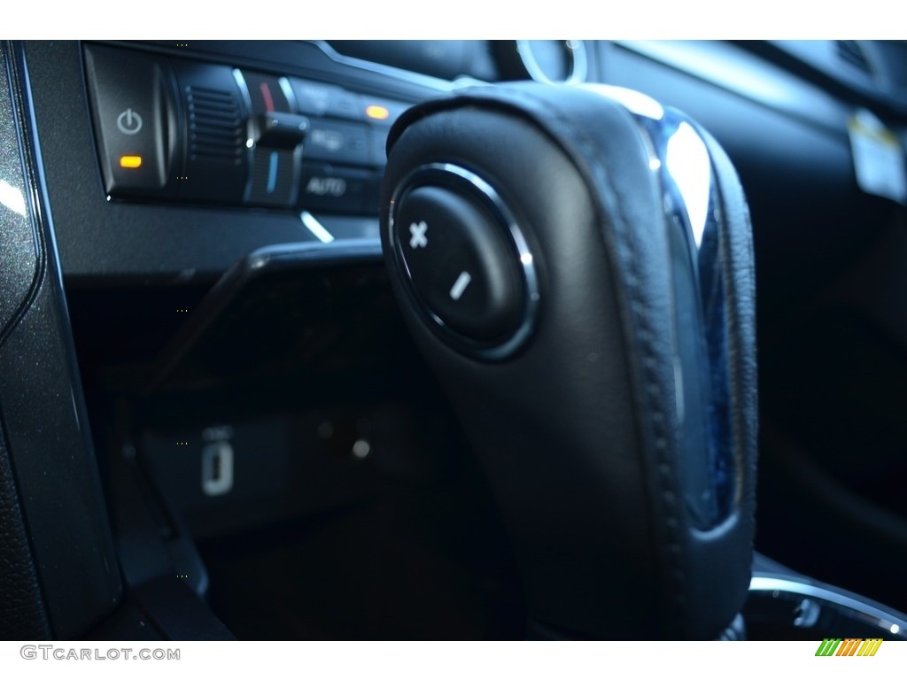 2018 Explorer XLT - Magnetic Metallic / Medium Stone photo #18