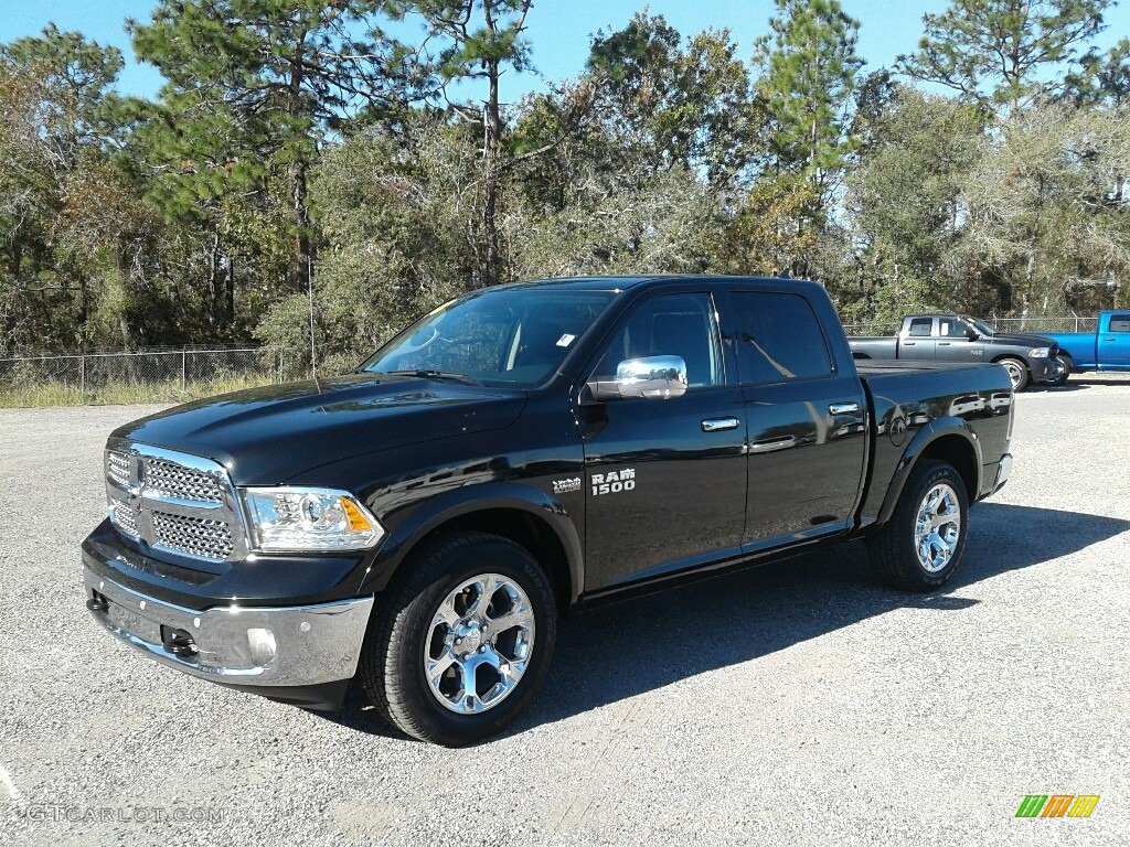 2018 1500 Laramie Crew Cab - Brilliant Black Crystal Pearl / Black photo #1