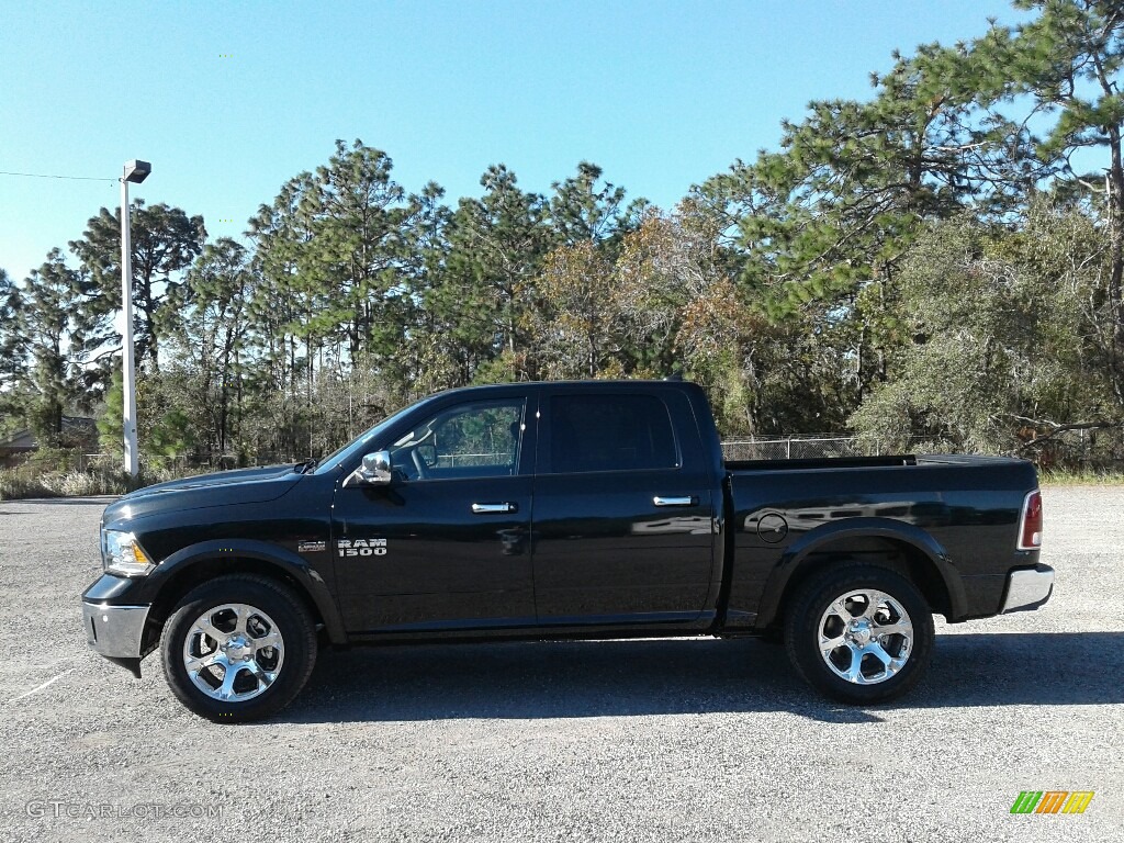 2018 1500 Laramie Crew Cab - Brilliant Black Crystal Pearl / Black photo #2